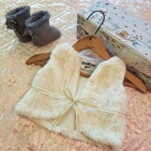 Oshkosh B'gosh faux-fur vest